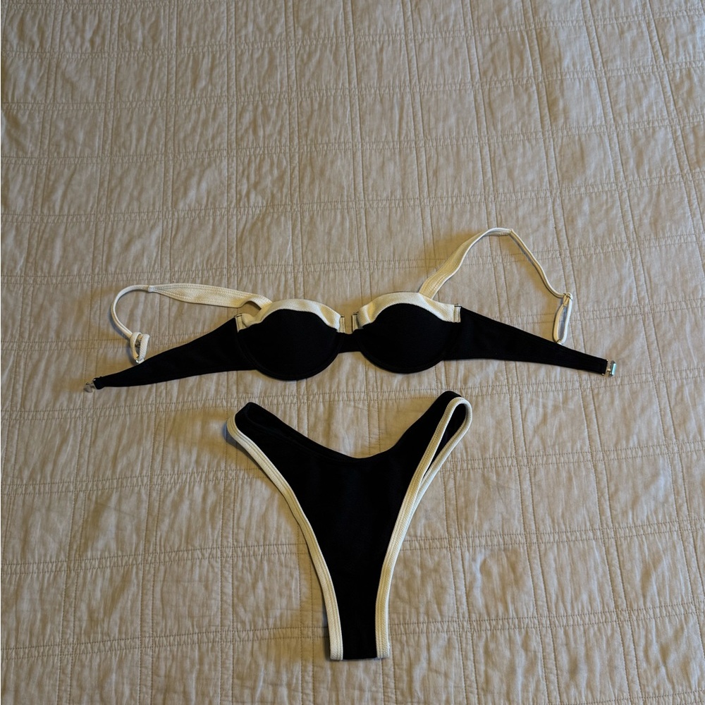 Source Unknown Black and Cream Bikini Set